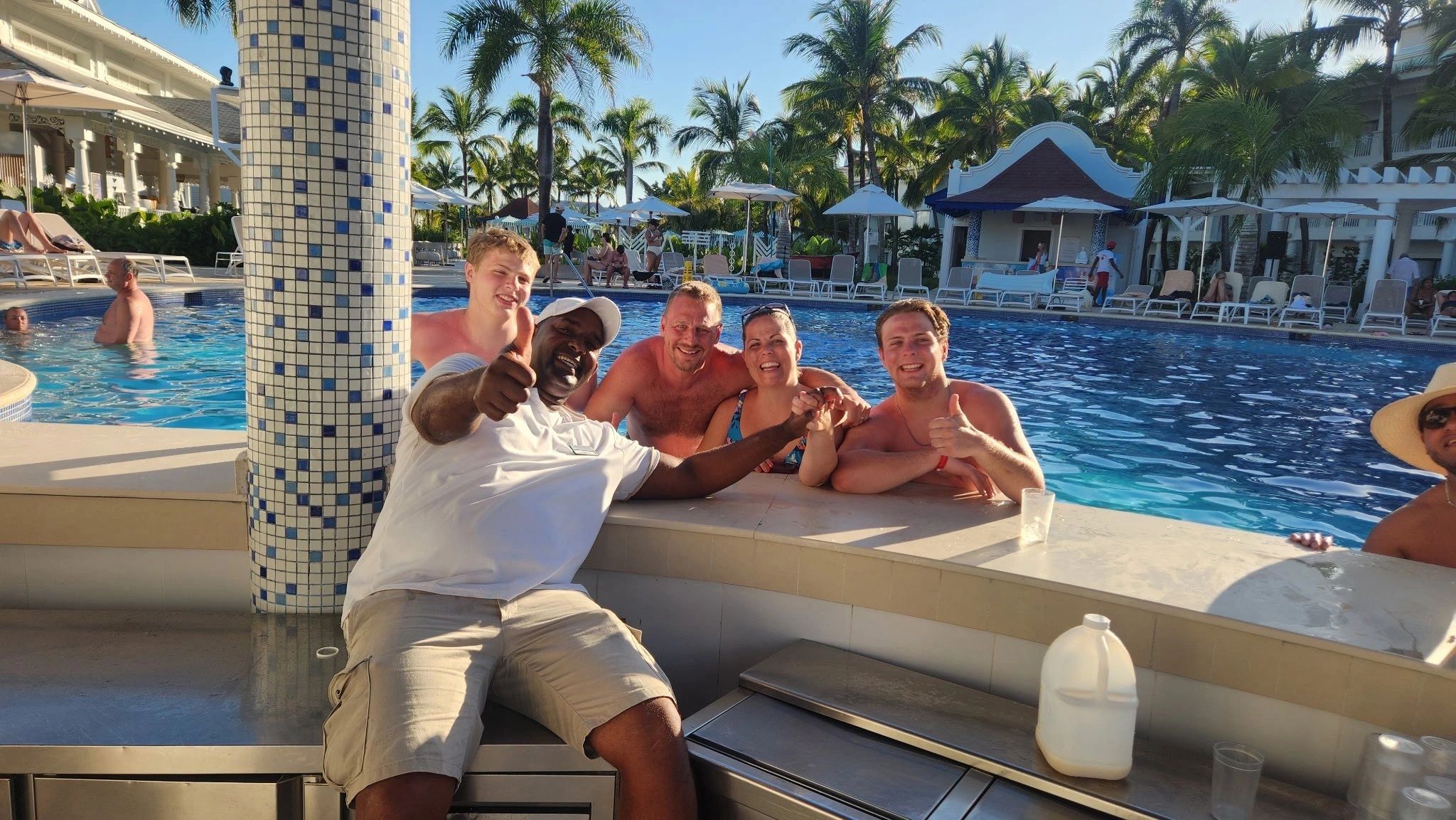 Pool bar with Alberto and his team at Bahia Principe Luxury Esmeralda